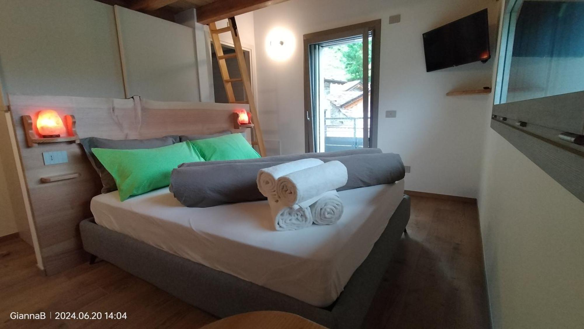 Beb Aria Di Montagna Bed & Breakfast Forcola ห้อง รูปภาพ