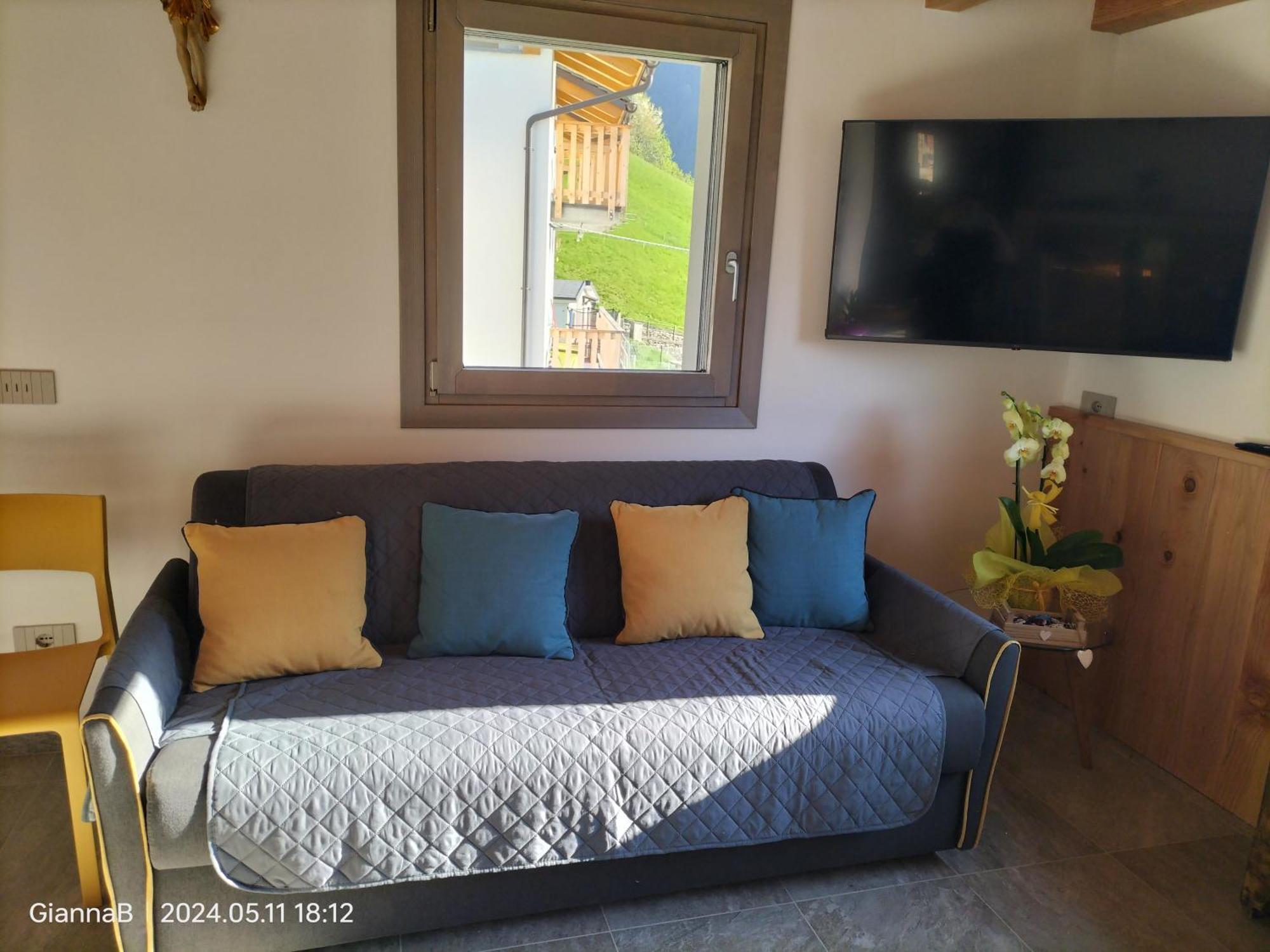 Beb Aria Di Montagna Bed & Breakfast Forcola ภายนอก รูปภาพ